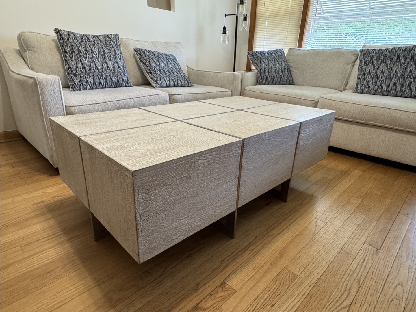 Odessa coffee table