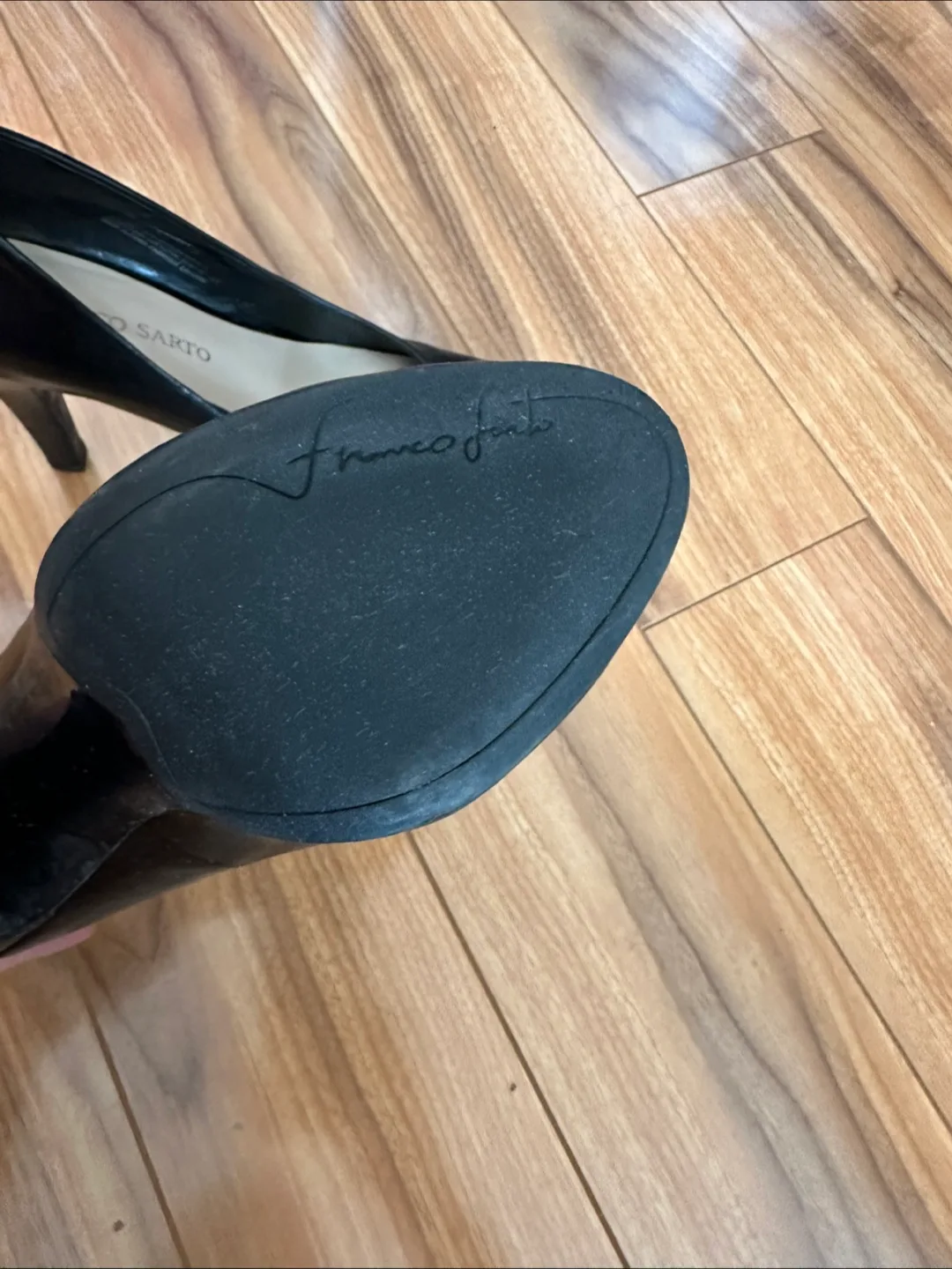 Franco Sarto Black Leather Pumps - Size 8 image indicator(7)