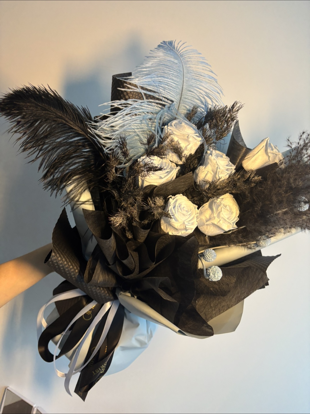 Preserved Rose Bouquet - Black and Blue - photo 2