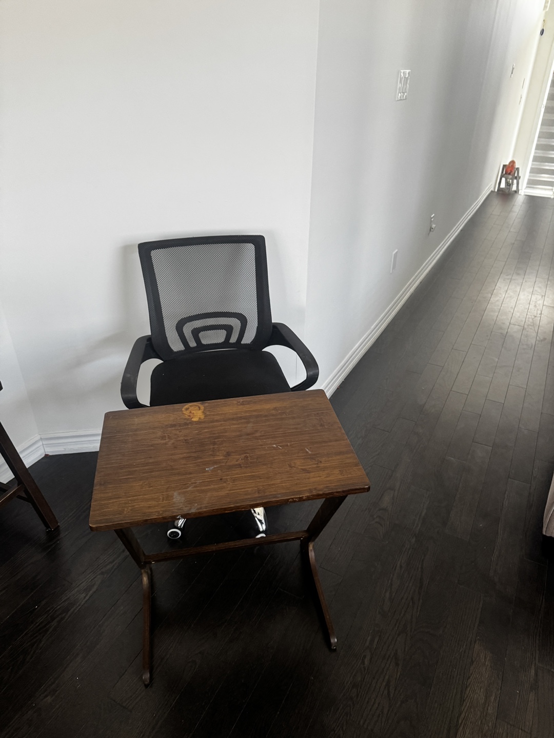 Small Wooden Desk with Mesh Office Chair - photo 2