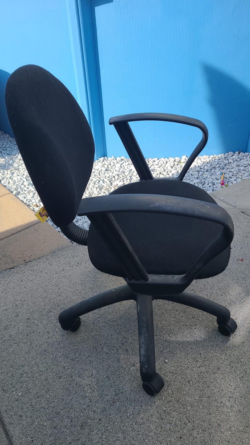 Black Office Chair with Arms and Wheels - photo 2