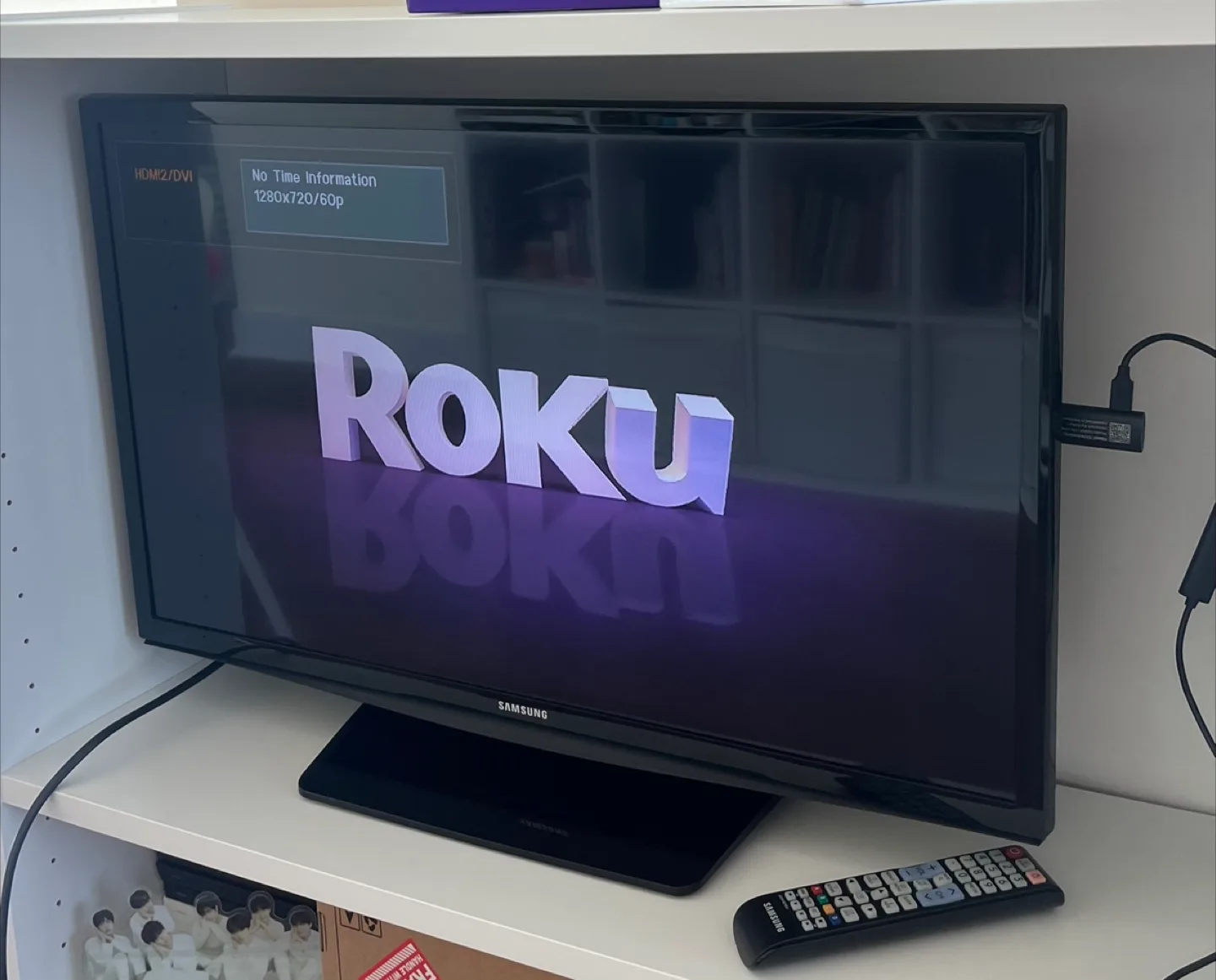 Samsung 27" TV & Roku Streaming Stick 4K image indicator(6)