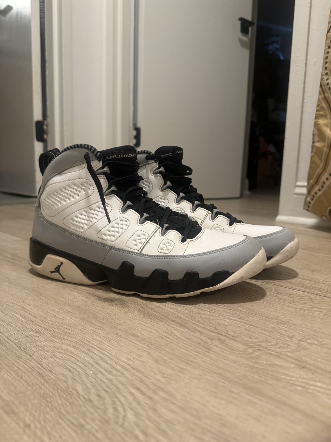 Air Jordan 9 Retro 'boron’
