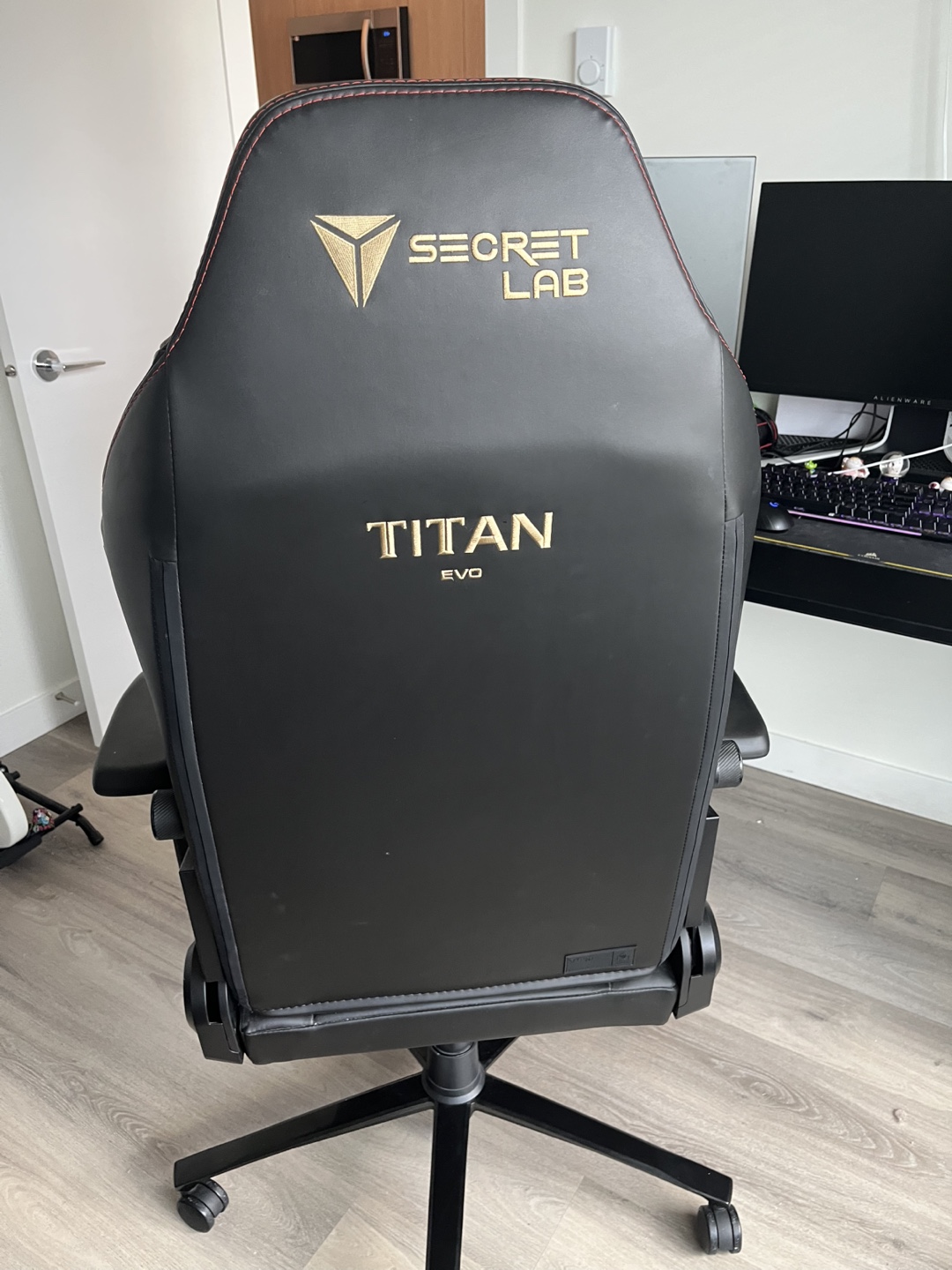 Secretlab Titan Evo Gaming Chair - photo 2