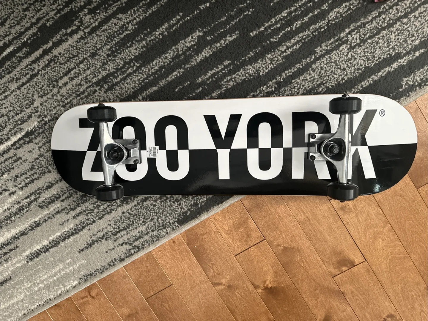 Zoo York Complete Skateboard image indicator(2)