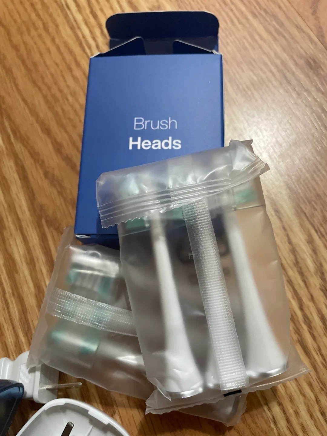 🏒Aquasonic Vibe Series Power Toothbrush - Brand New image indicator(3)