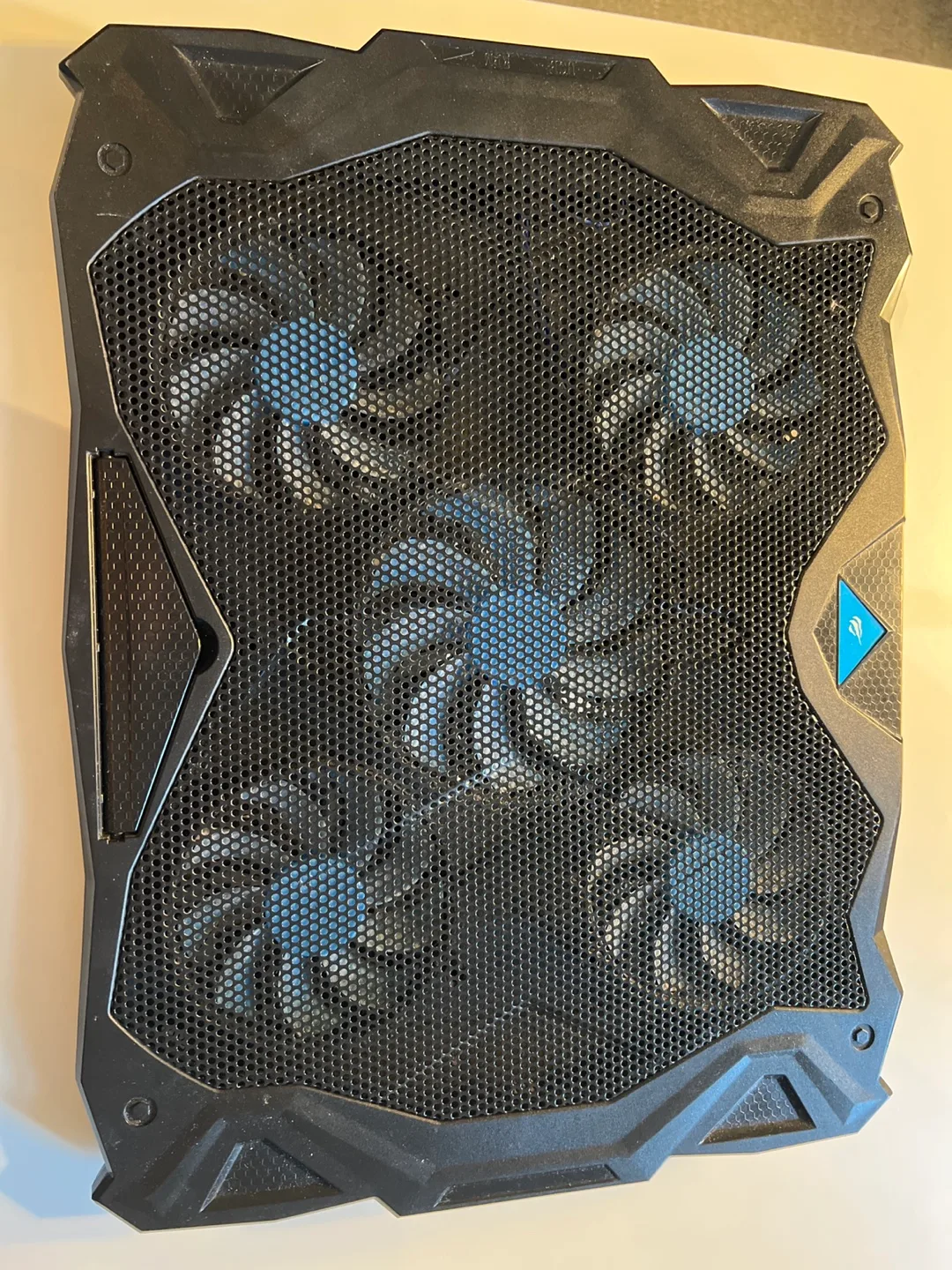 Laptop Cooling Pad thumbnail