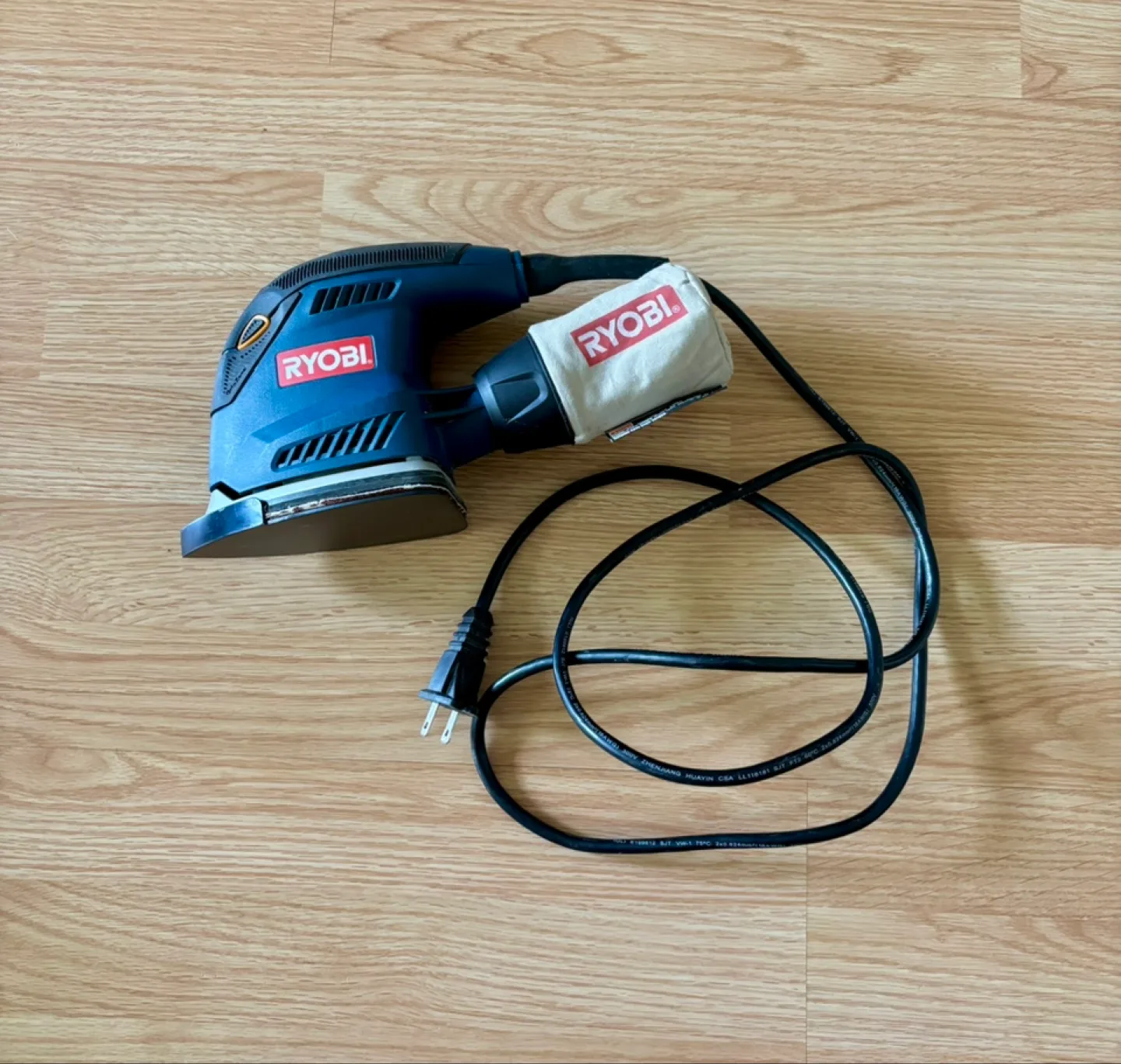 RYOBI Detail Sander thumbnail
