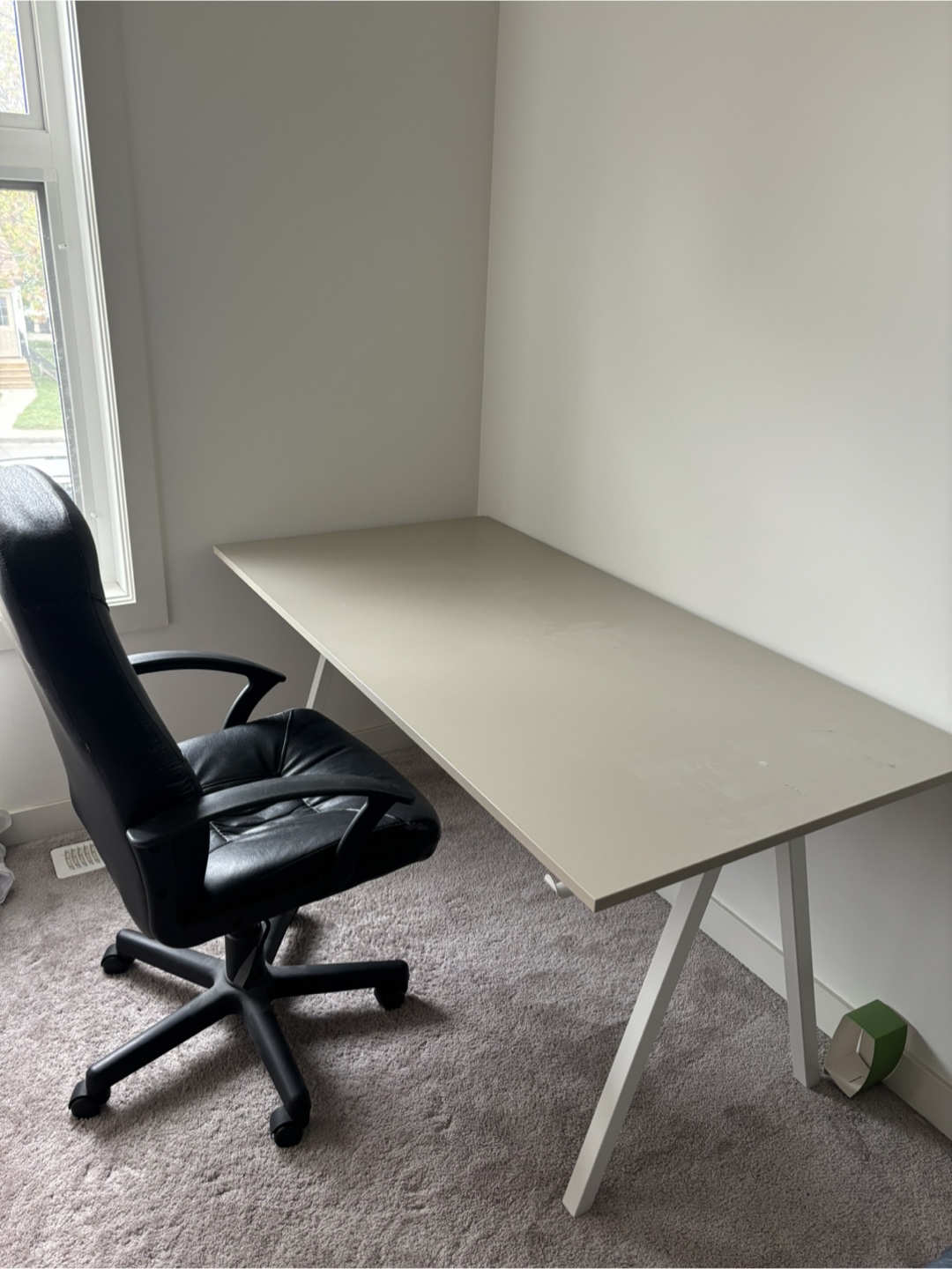 Modern Minimalist Desk (Like New) + Office Chair