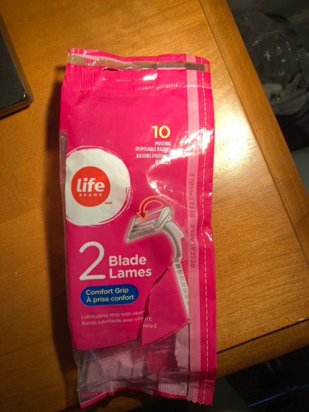 Life Brand 2 Blade Disposable Razors - 4 remaining thumbnail