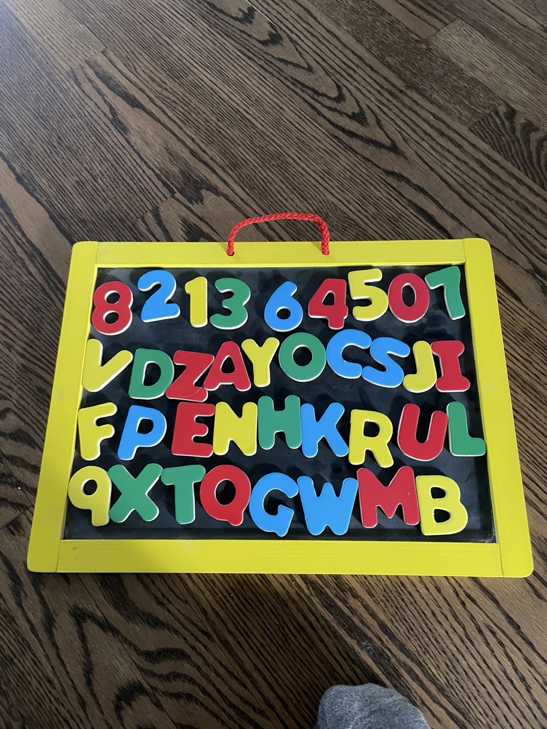 Melissa & Doug 2-in-1 Magnetic Chalk and Dry Erase Board - photo 2
