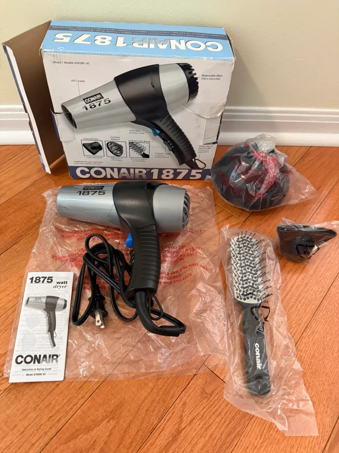 Conair Hair Dryer with Attachments thumbnail