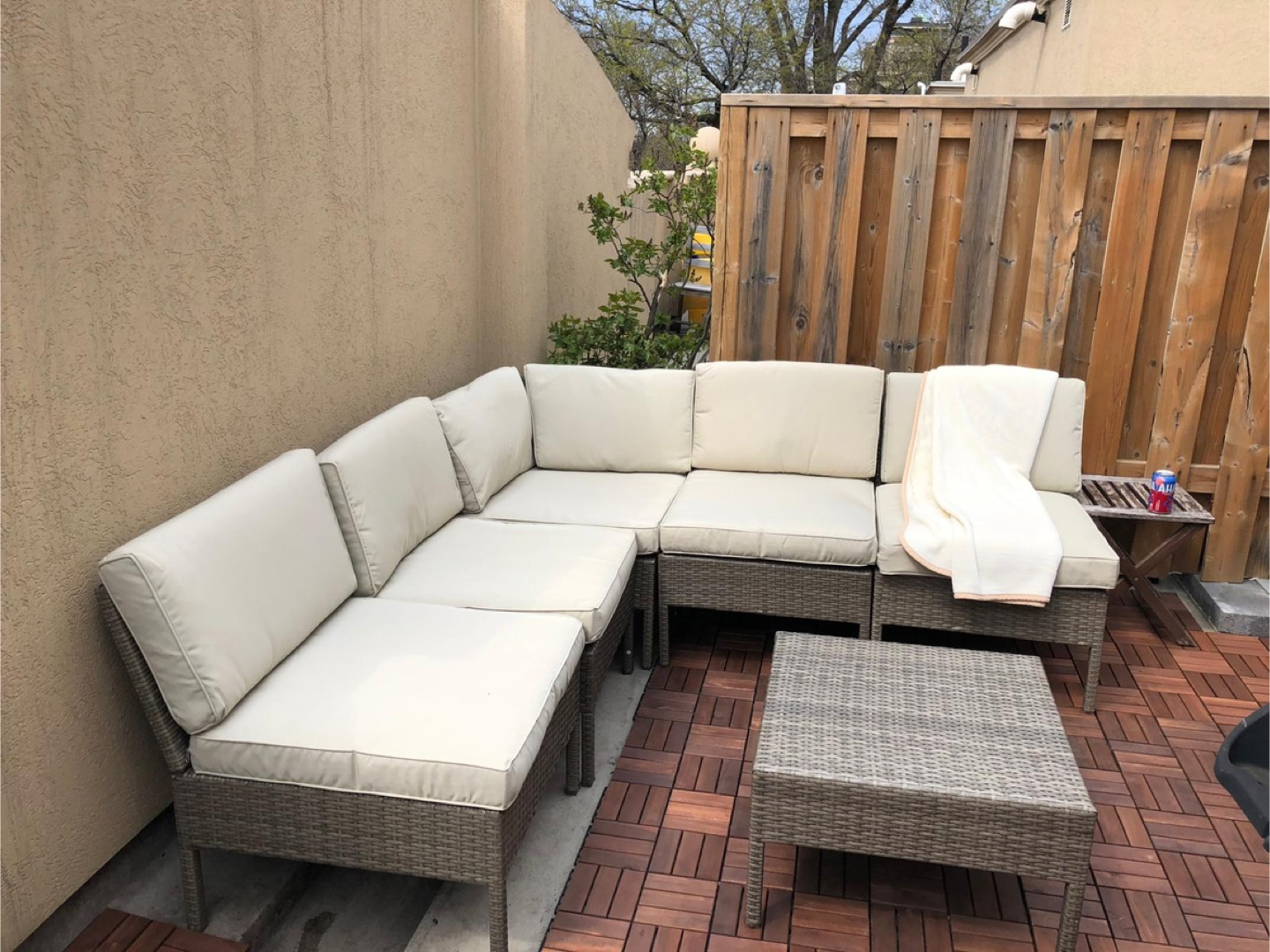Sectional patio furniture