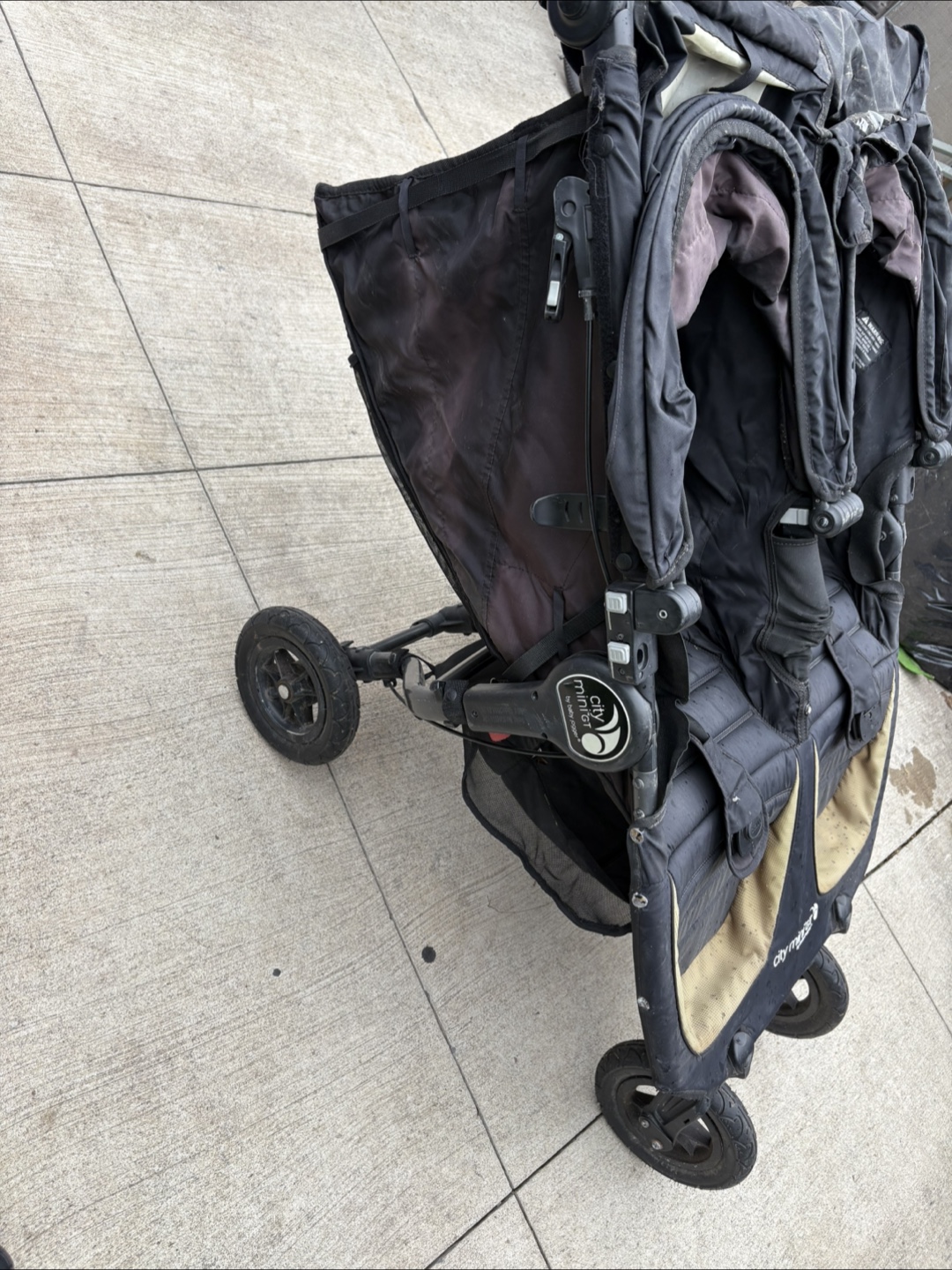 Used City Mini GT Double Stroller - photo 3