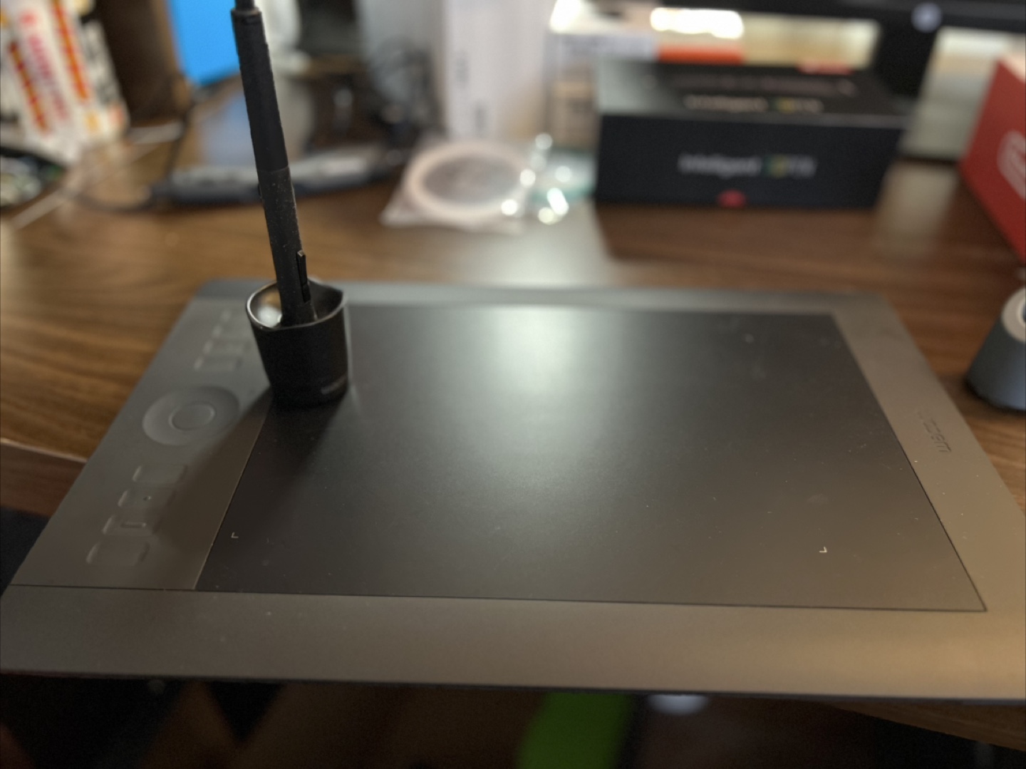 Wacom Intuos Pen Tablet PTH-650/K