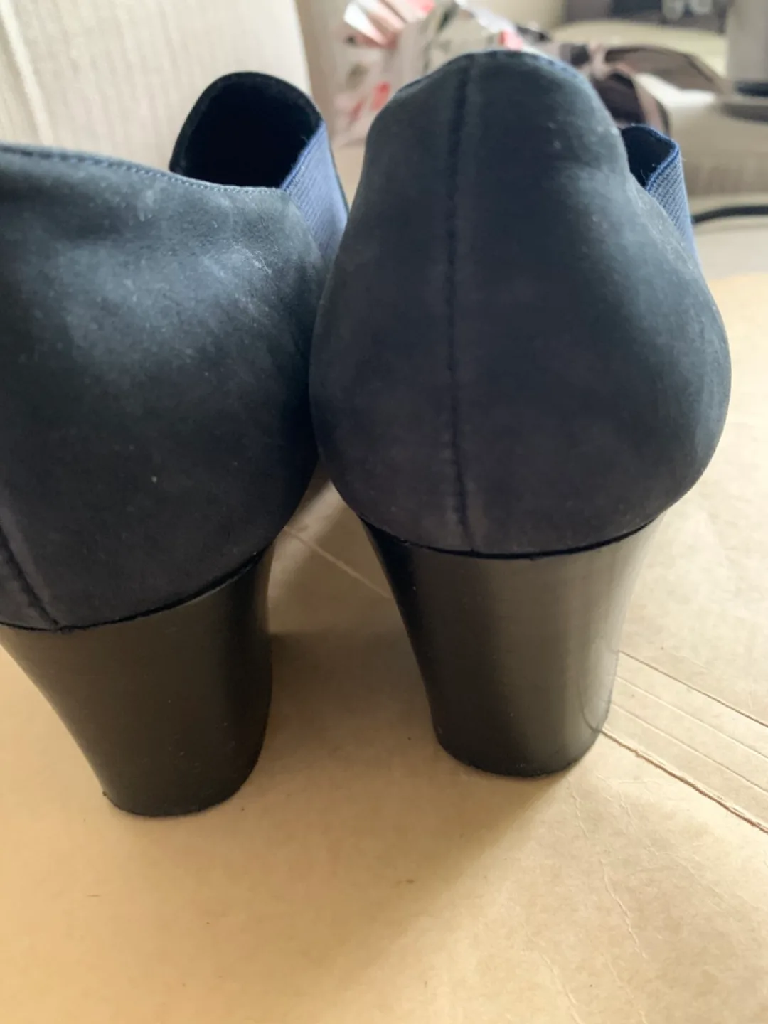 Aerosoles Dark Blue Suede Slip-On heels image indicator(3)