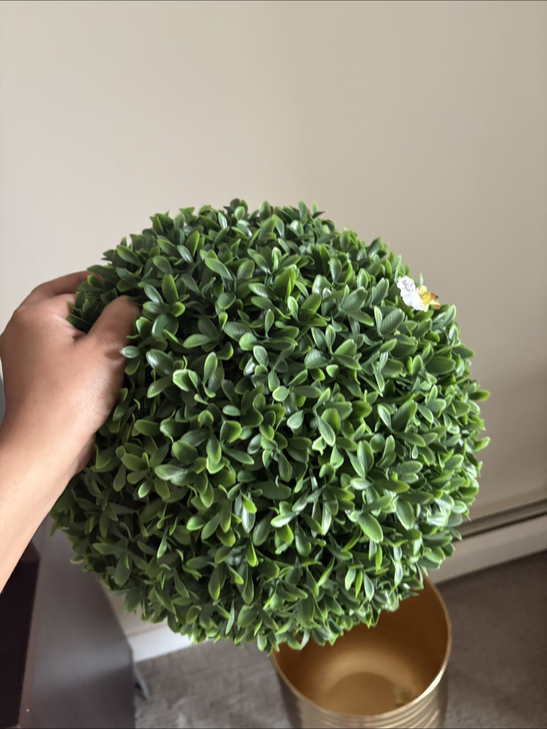Artificial Boxwood Ball in Gold Tripod Planter - photo 3