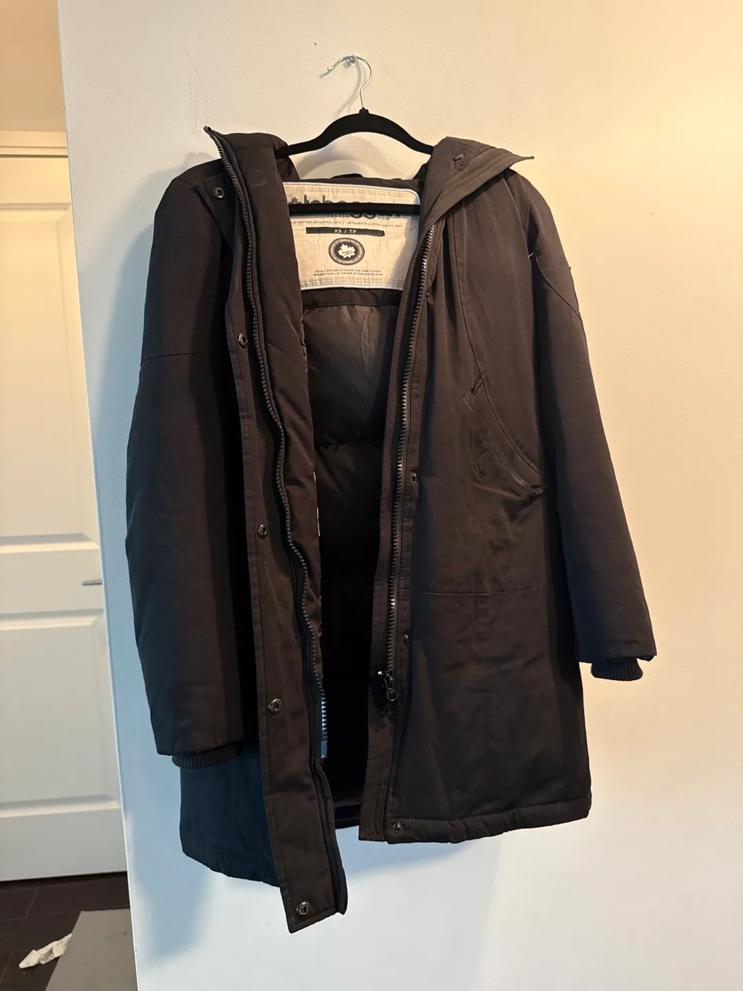 Women's black parka with fur hood thumbnail
