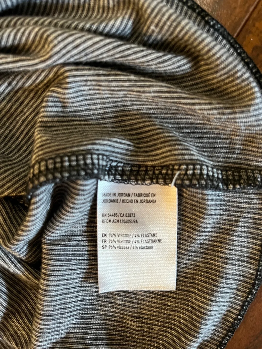 American Eagle women’s small Soft & Sexy t-shirt, black & white image indicator(7)