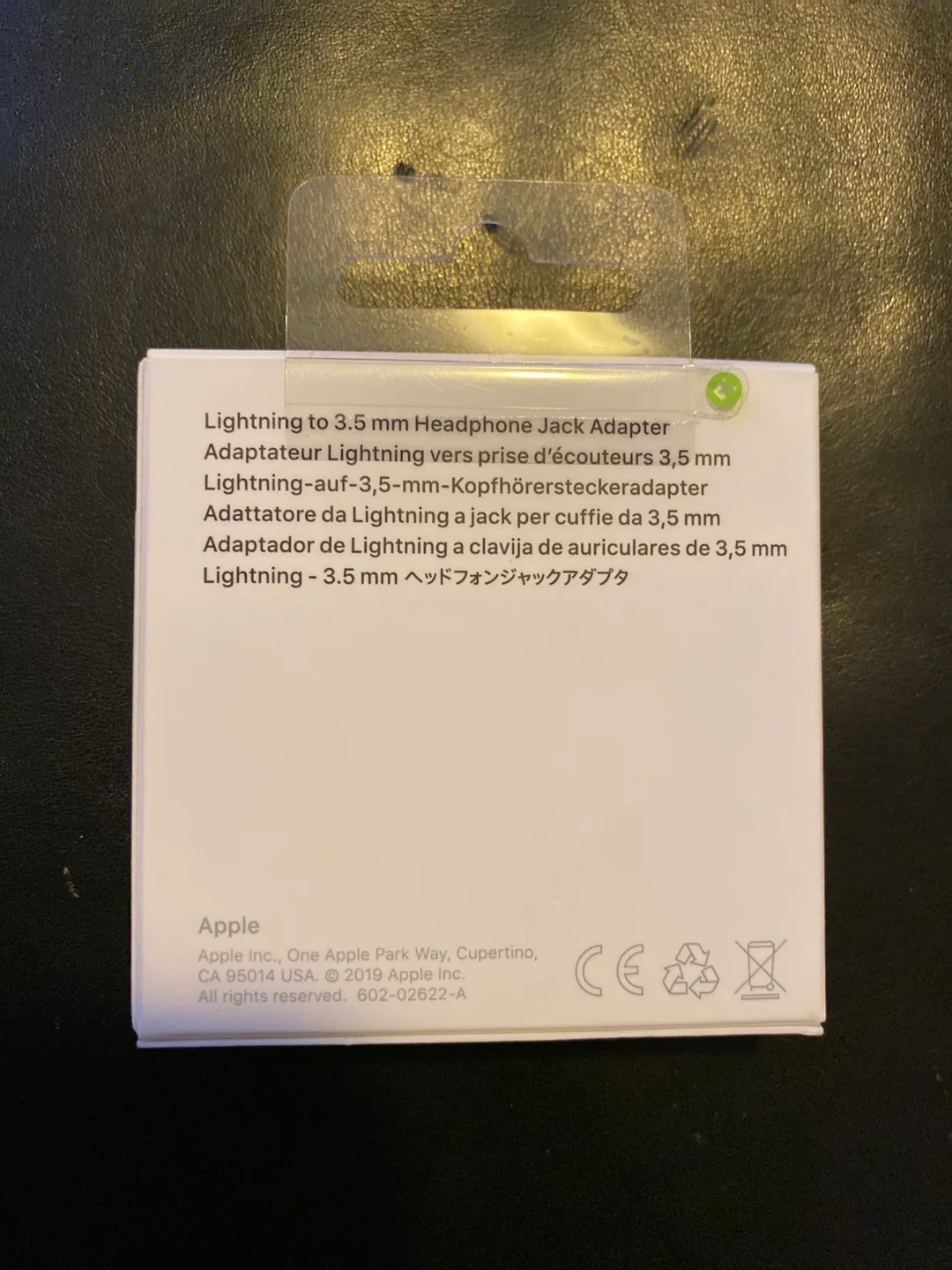 Apple Lightning to 3.5 mm Headphone Jack Adapter - New image indicator(3)