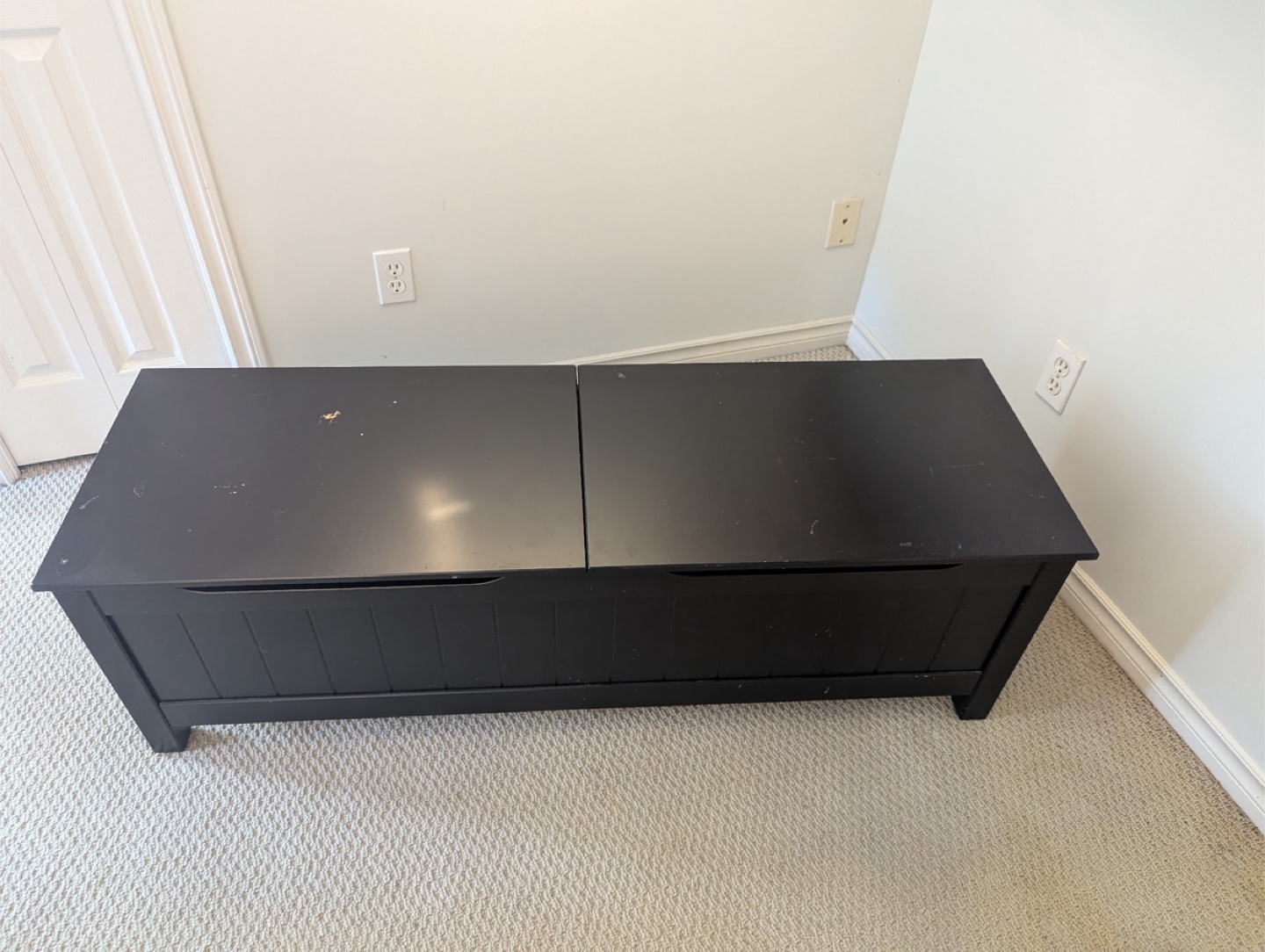 Solid wood  Storage Chest