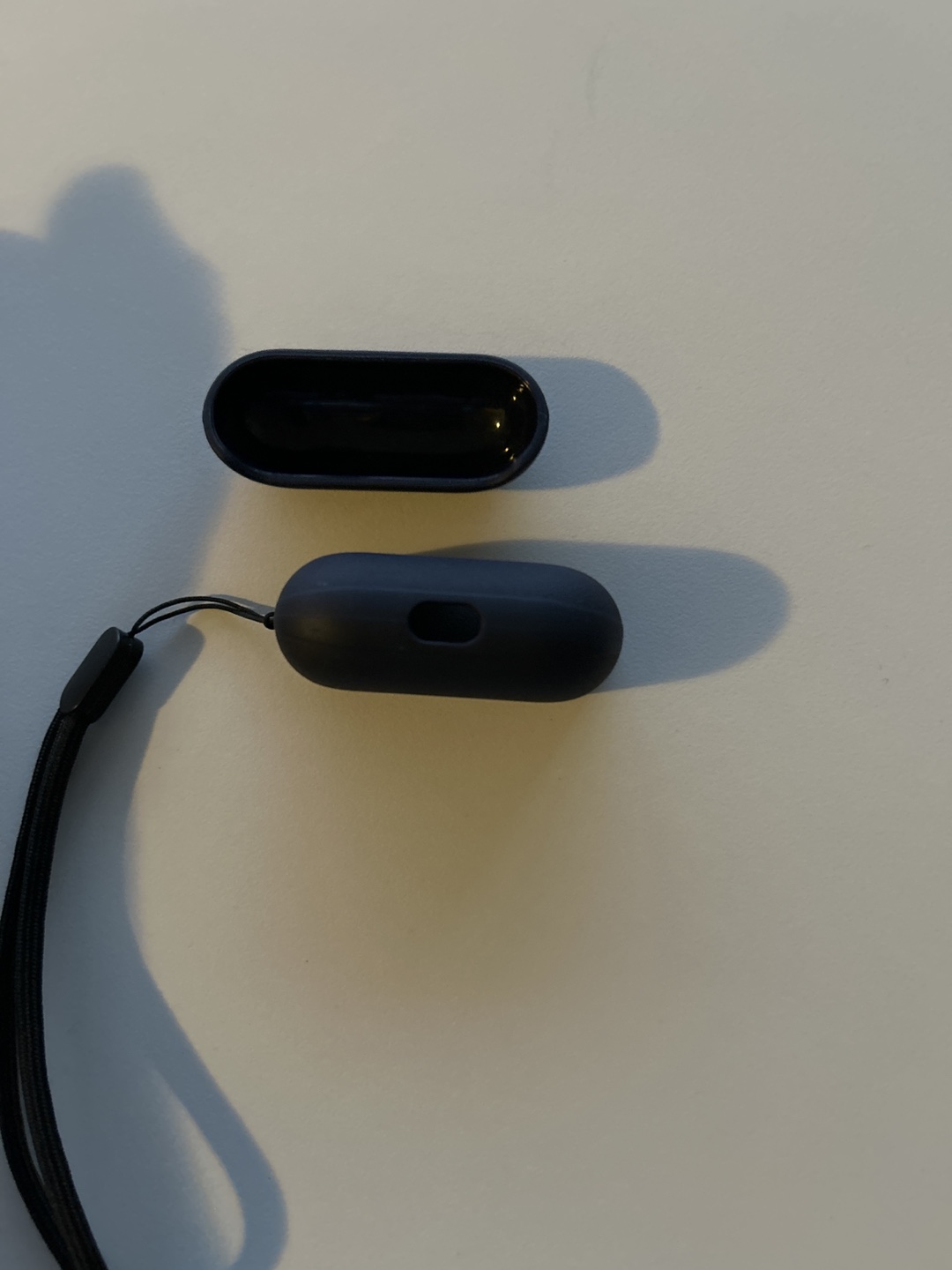 Protective Silicone Case for (Airpods Pro) with Strap. 🏒 - photo 2