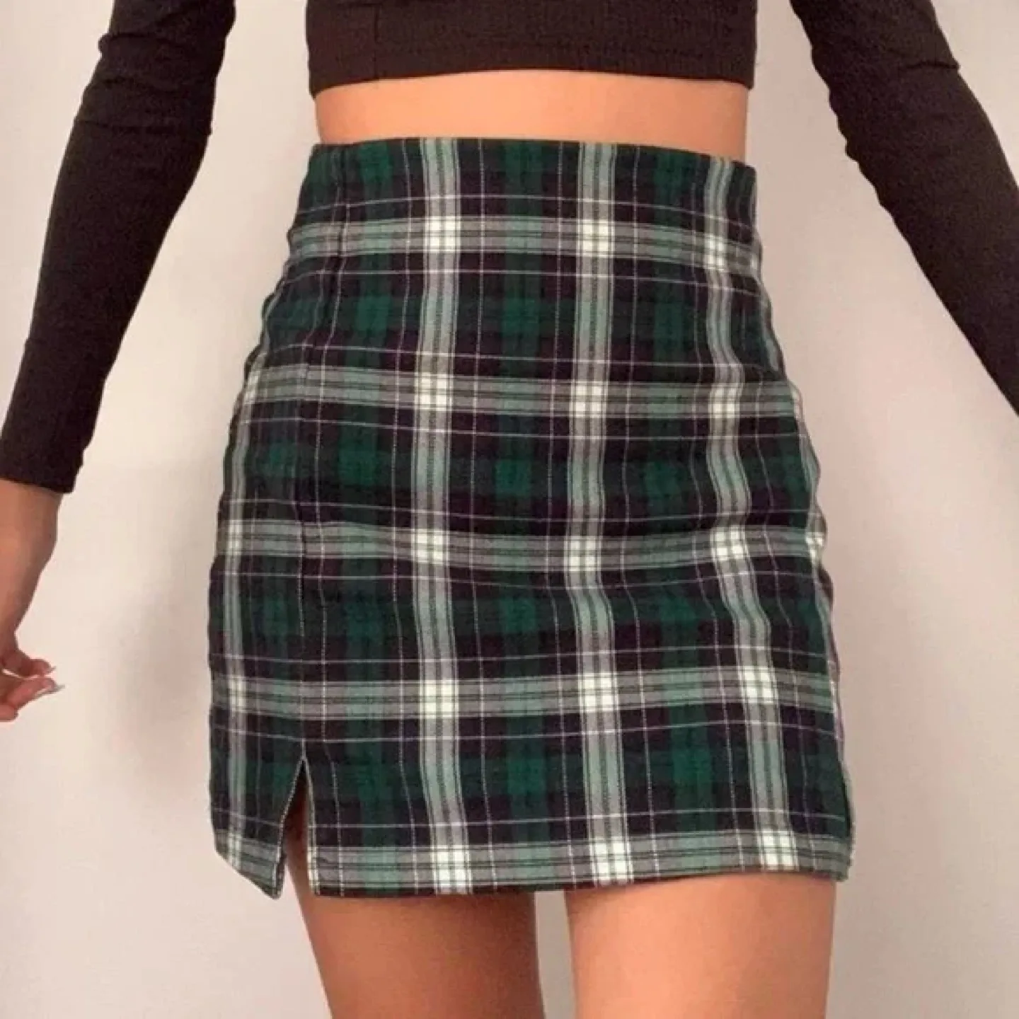 Brandy Melville John Galt plaid mini skirt 🏒 image indicator(4)