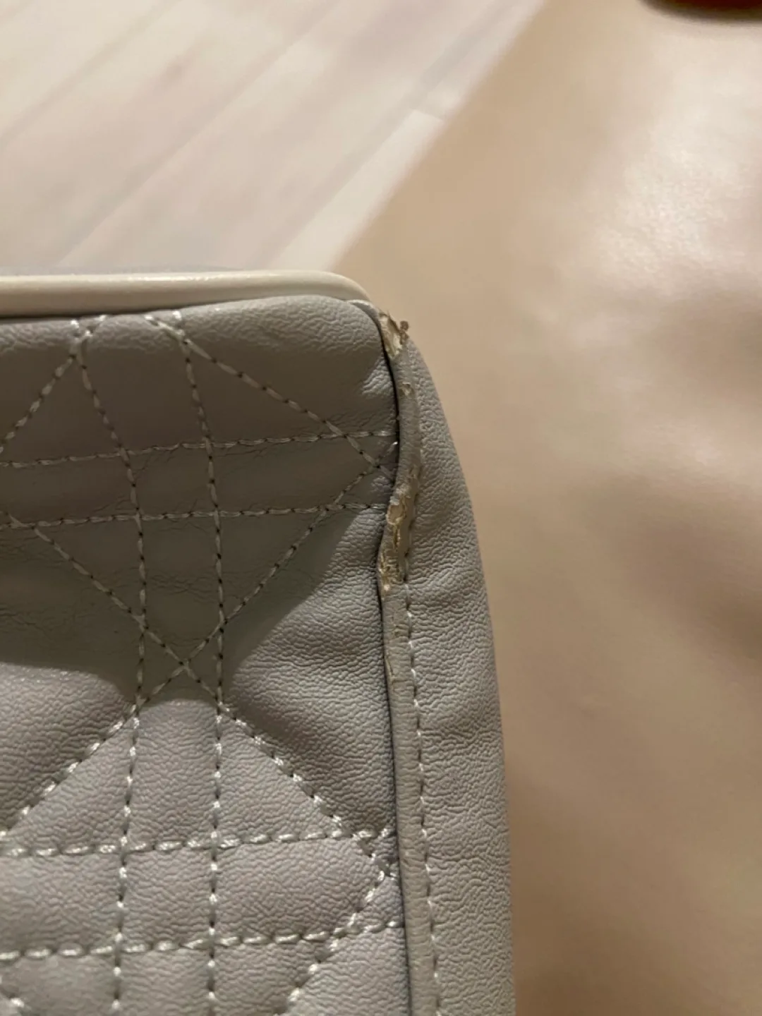 Dior Beauty Makeup Bag image indicator(3)