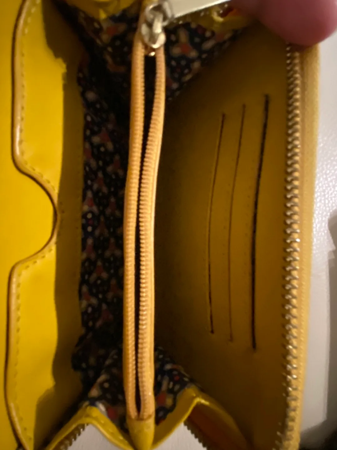 Authentic leather Tory Burch Yellow  Zip Around Wallet image indicator(4)