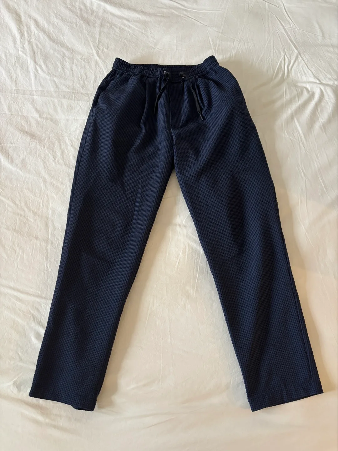 Zara Navy Blue Relaxed-Fit Textured Pants thumbnail