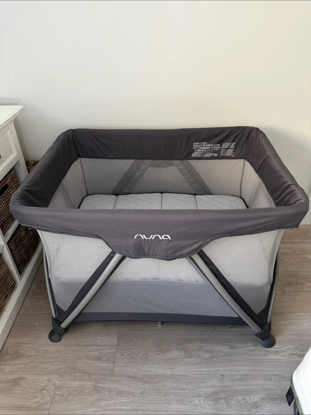 Nuna Sena Aire Travel Crib image indicator(5)