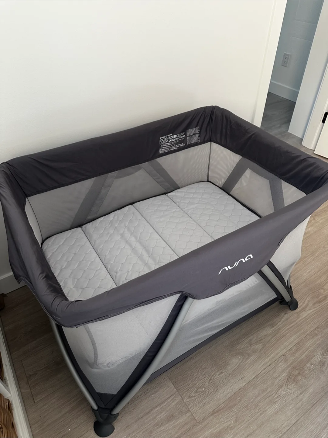 Nuna Sena Aire Travel Crib image indicator(6)