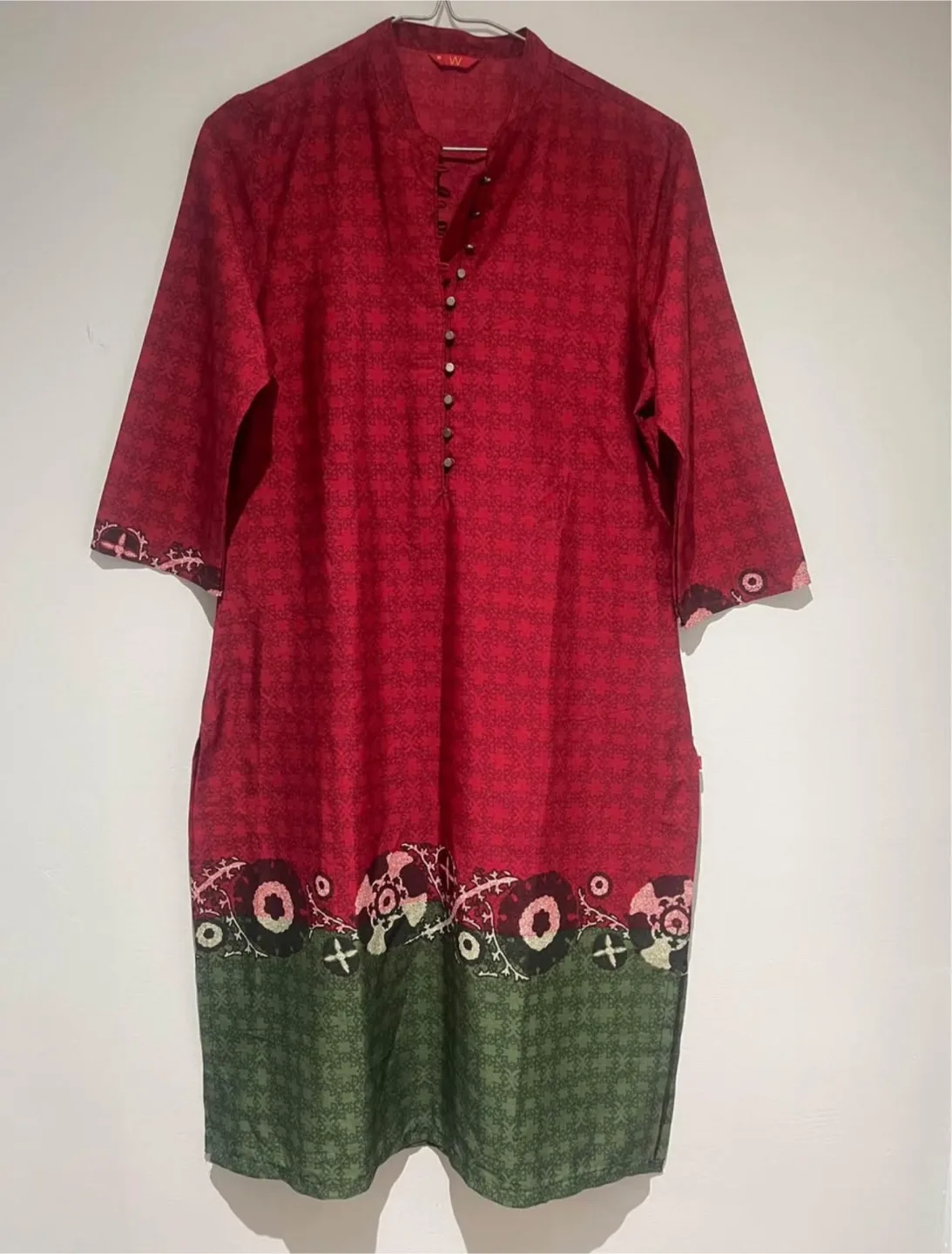 Red and Green Floral Print thumbnail