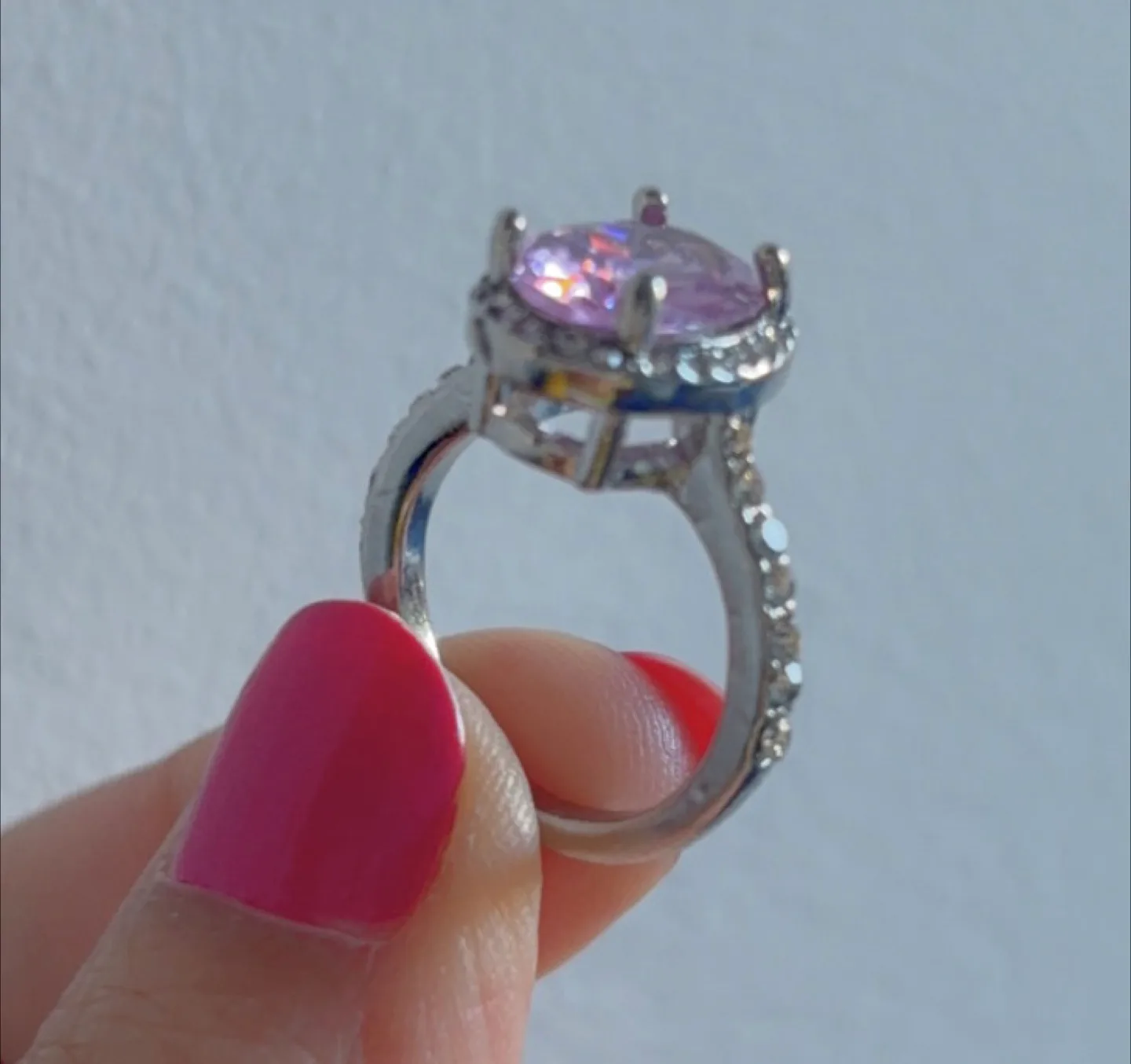 Elegant Pink Oval Ring with CZ Accents image indicator(3)