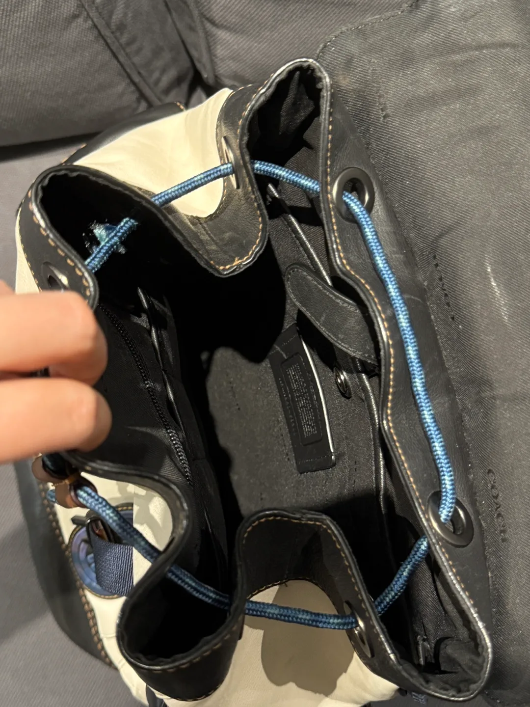 Coach Leather Backpack - Off-White & Black image indicator(6)