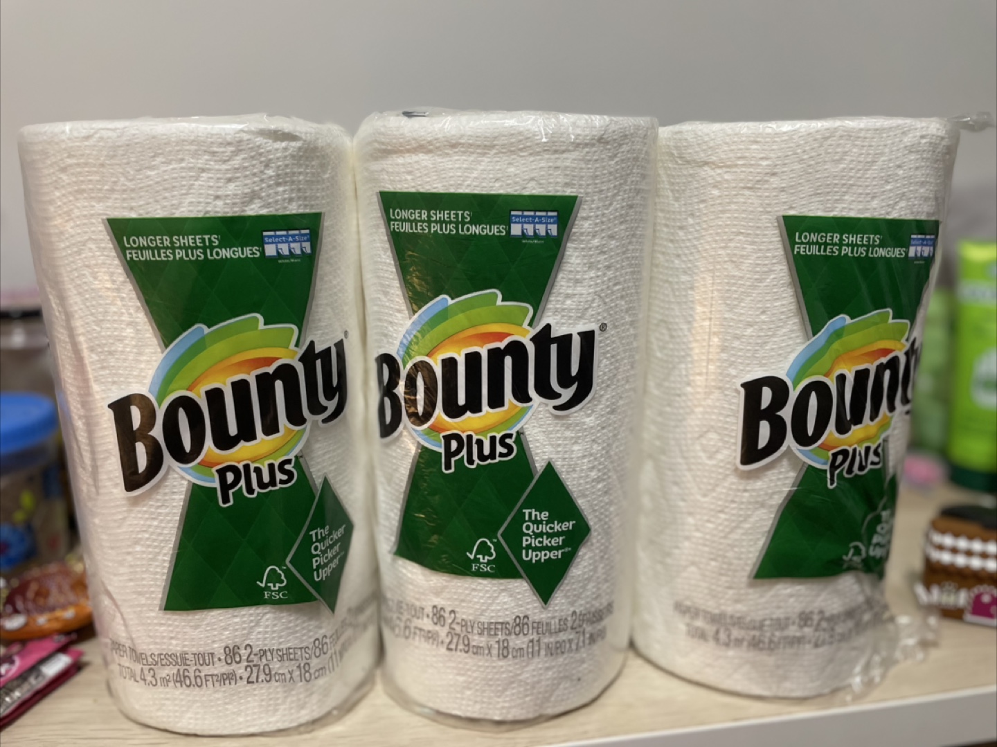 3 Rolls Bounty Plus Paper Towels - photo 2