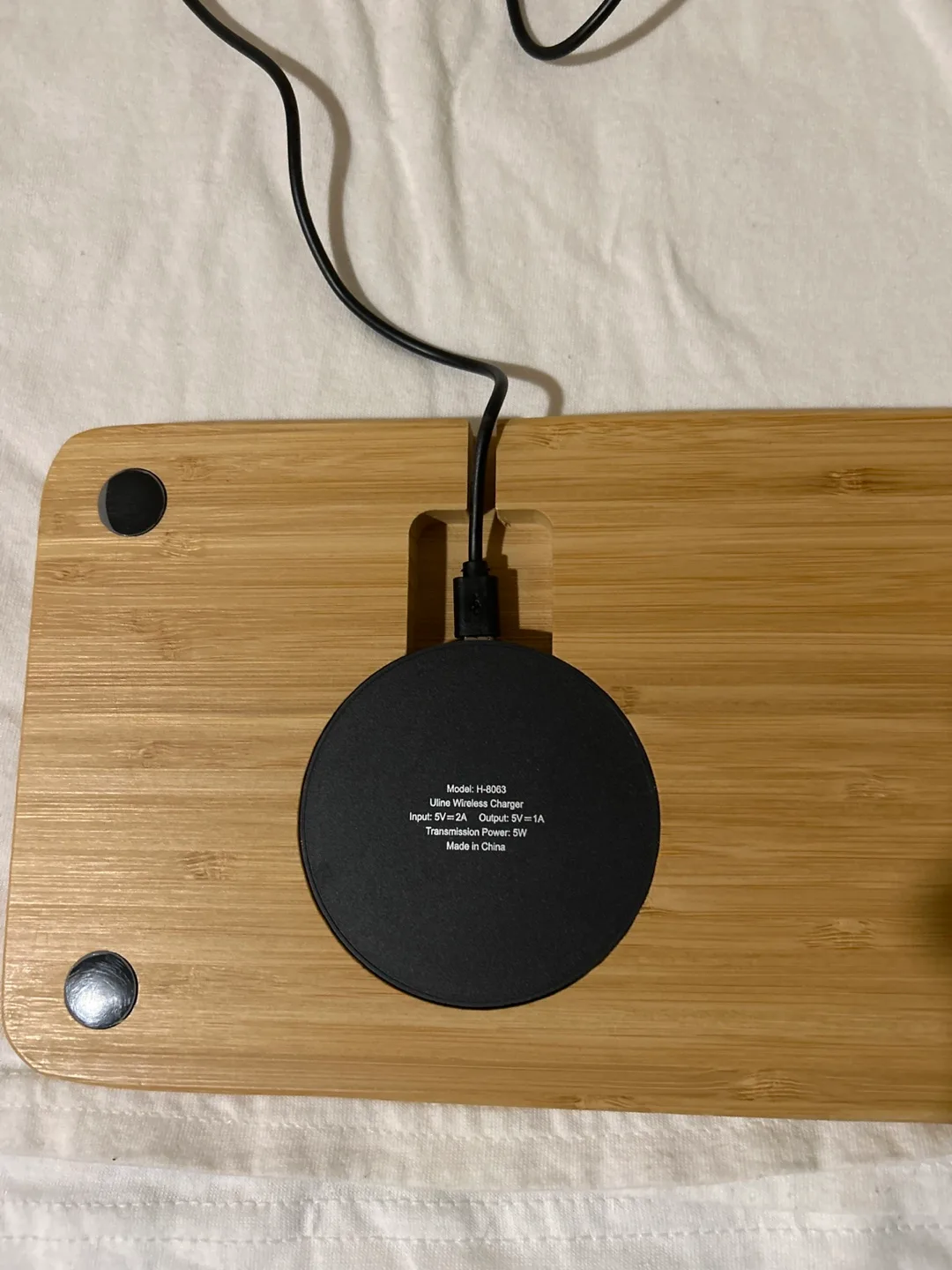 Bamboo Wireless Charging Station image indicator(2)