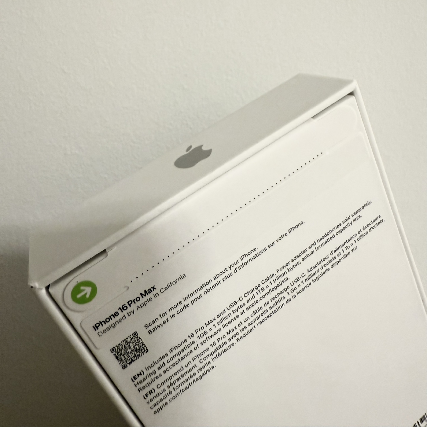iPhone 16 Pro Max - photo 3