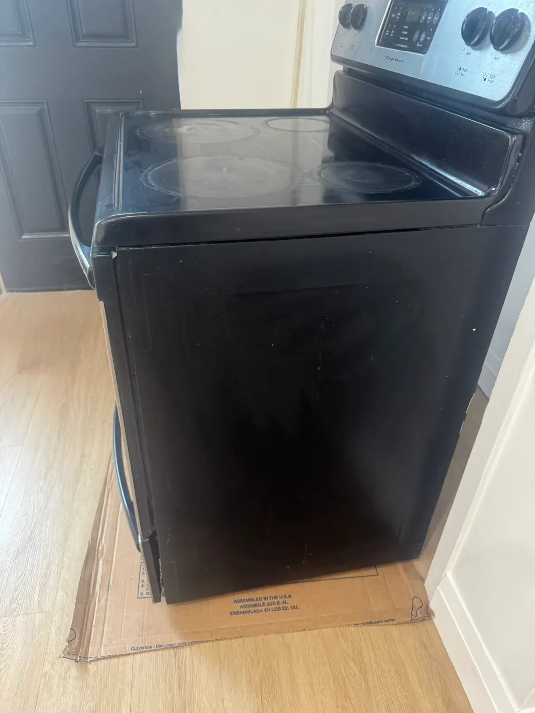 Freestanding Electric Range image indicator(2)