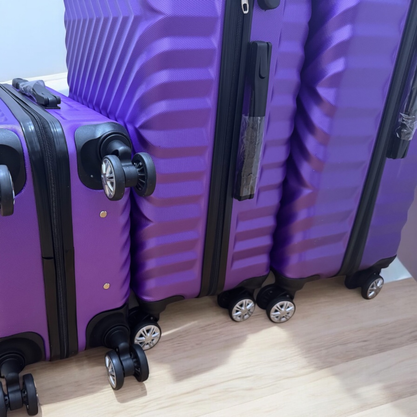 3-Piece Purple Suitcase Set - photo 5