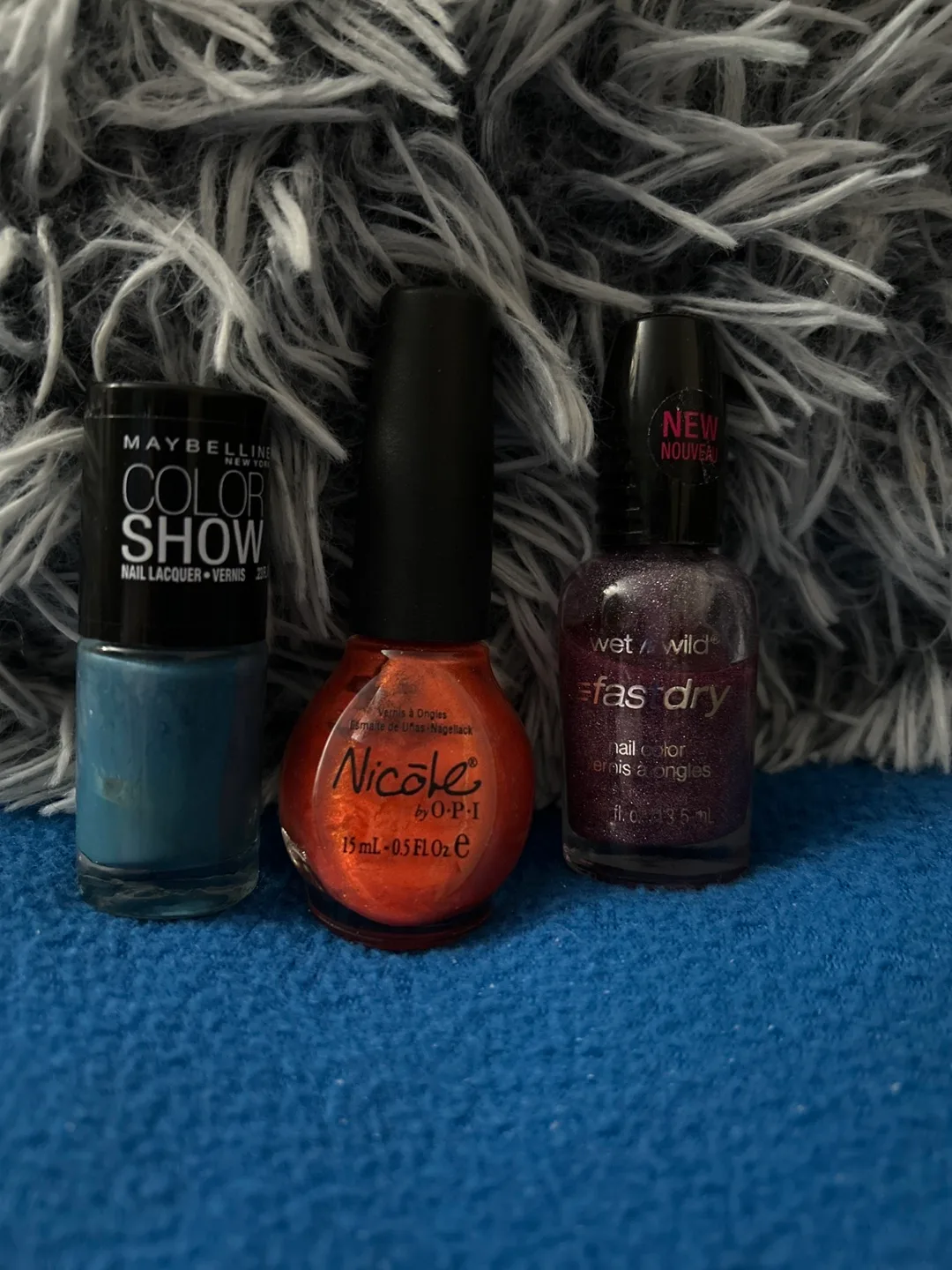 🏒  Bundle of 3 Nail Polish Bottles