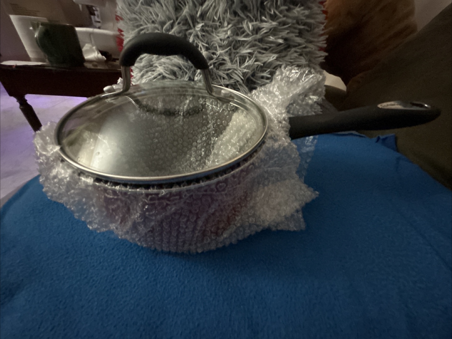 🏒  Cuisinart Red Saucepan with Lid