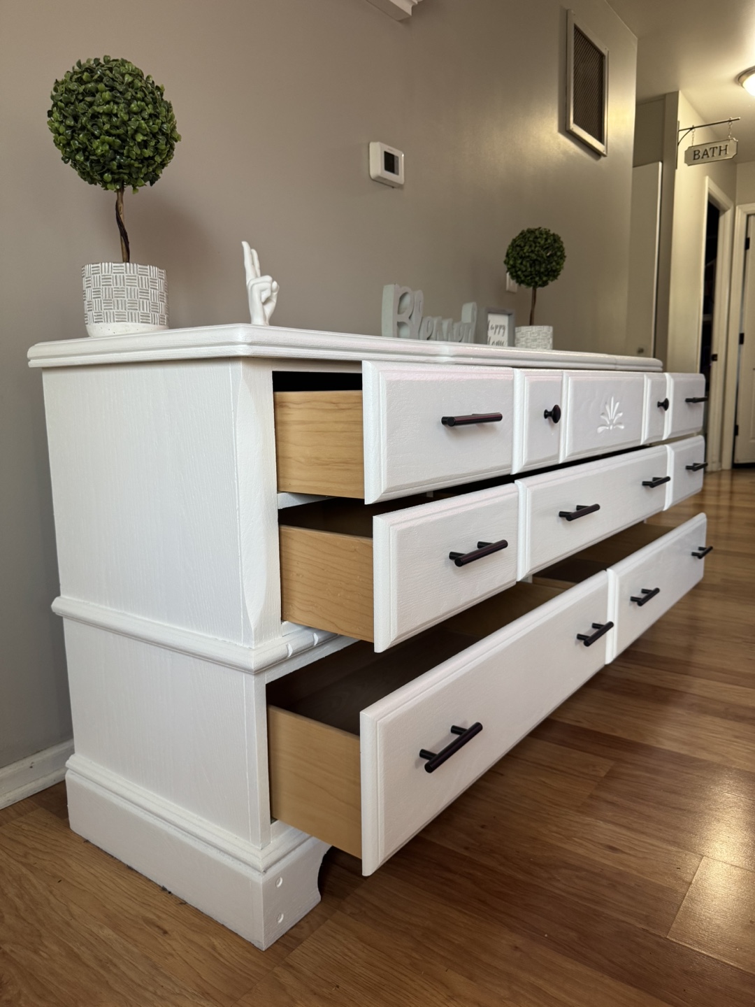 ✨🤍Gorgeous solid oak dresser🤍✨ - photo 2