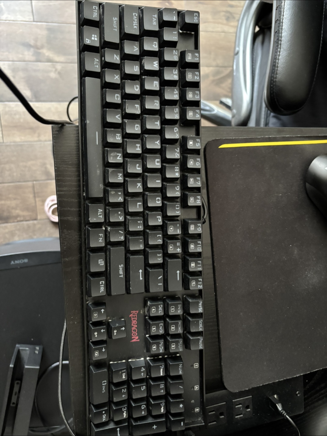 Redragon K552 RGB Mechanical Gaming Keyboard - photo 2