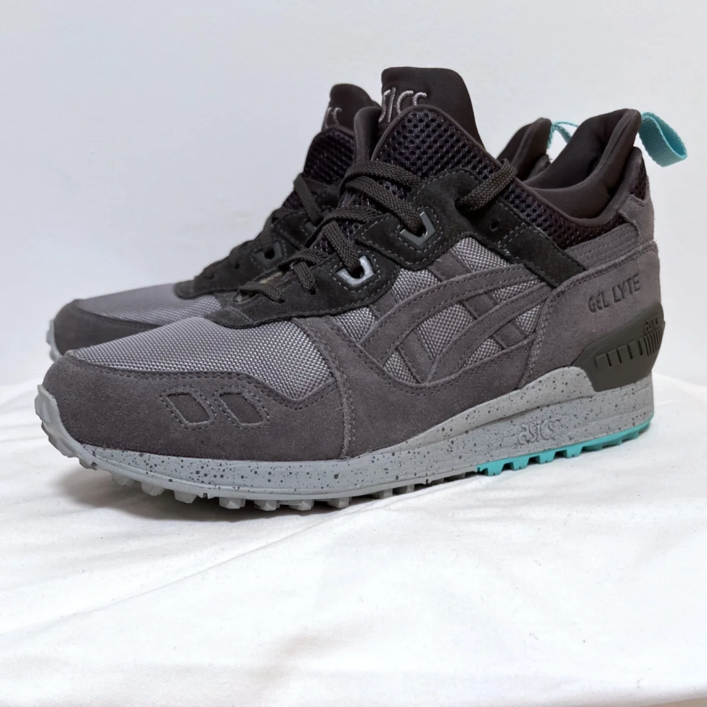 Men’s ASICS Gel Lyte III MT Grey/ Teal Sneakers US8.5 thumbnail