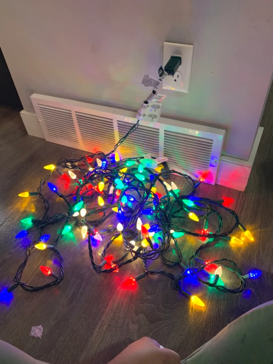 Multicoloured Christmas String Lights thumbnail