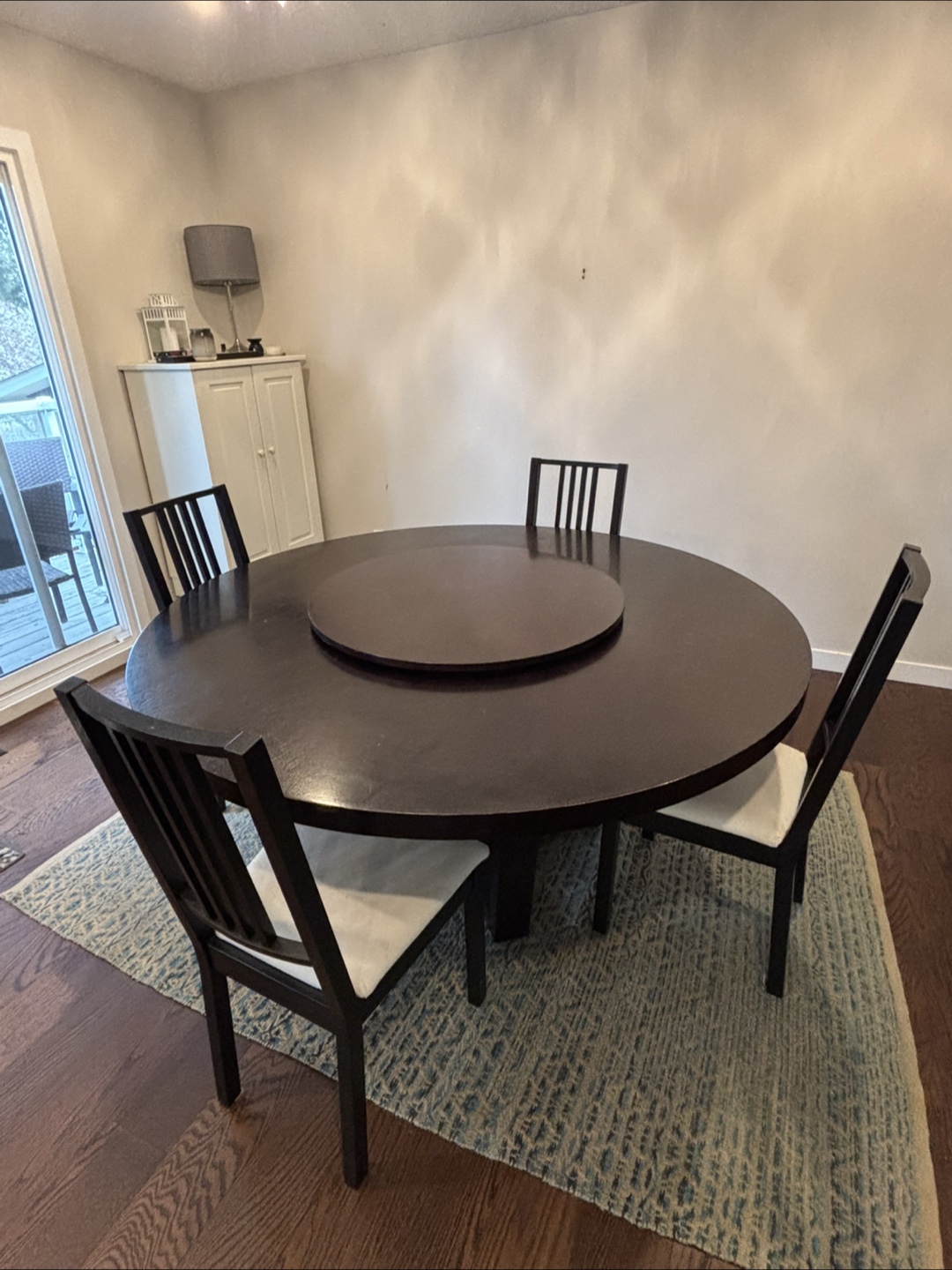 Round Dining Table with Four Chairs