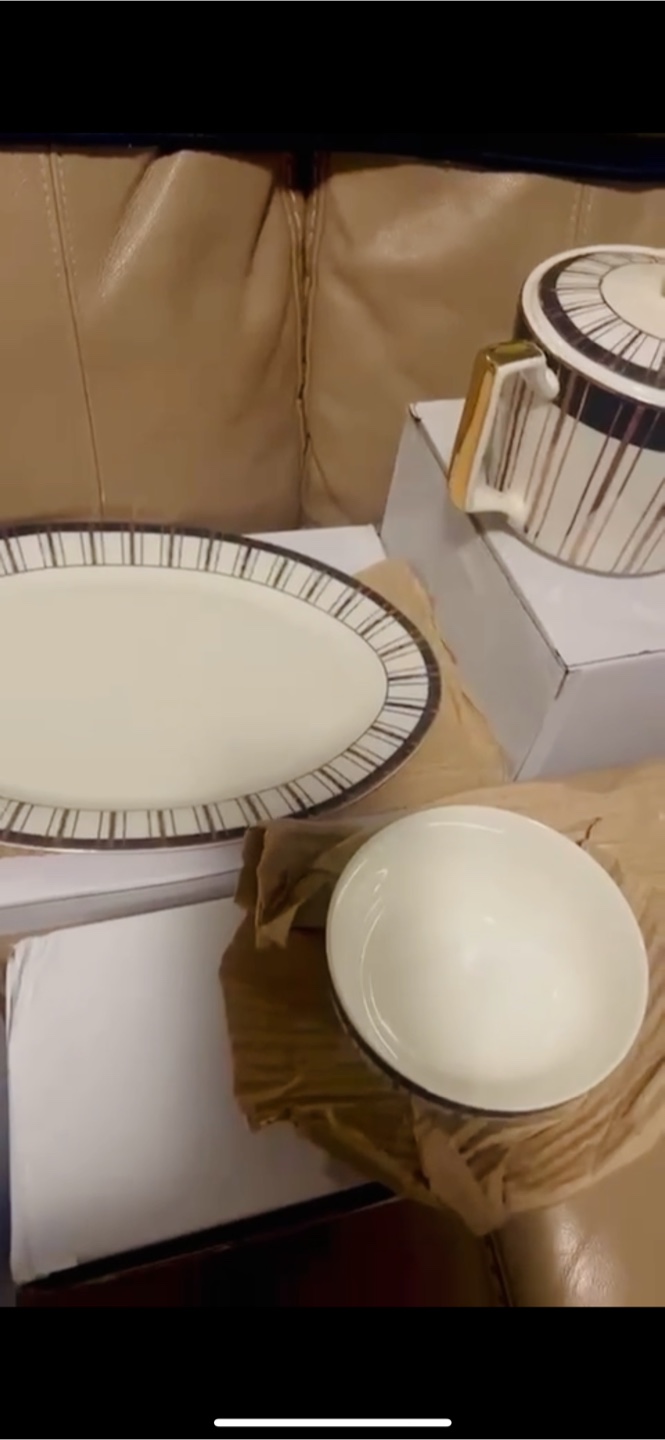 104 pieces dinner set / dinnerware. Serves 12 people. - photo 5
