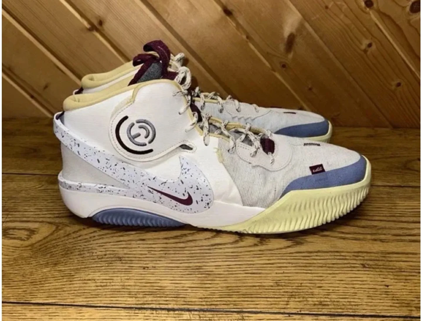 Nike Air Deldon Phantom /Sangria Basketball Sneakers US 15 image indicator(3)