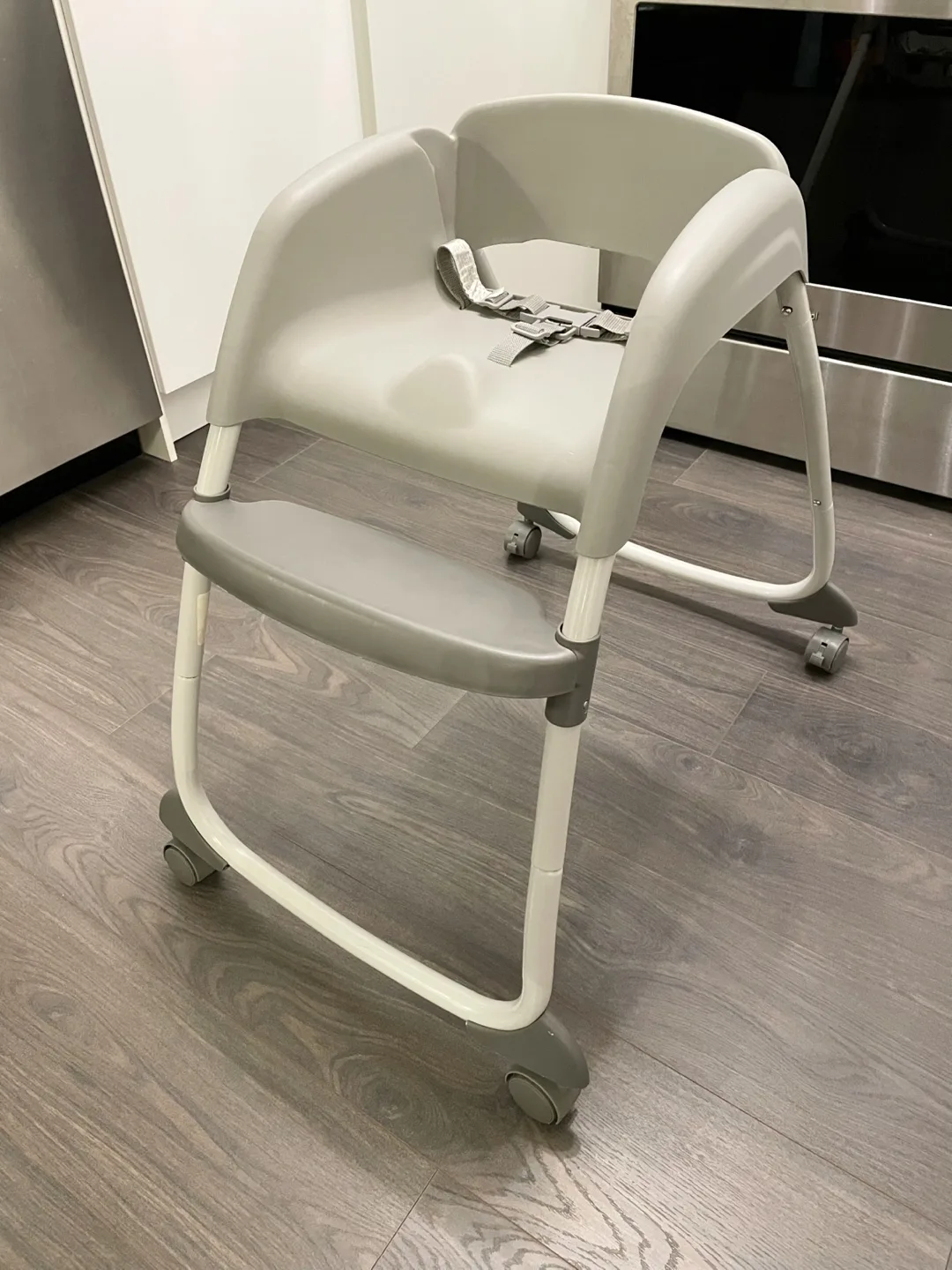 Like New Toddler Booster Seats - Pls Read Description image indicator(6)